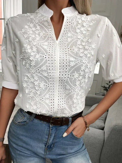 Thalia®️™ - Luxuriöse bestickte Bluse