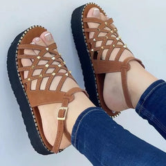 Selene® | Damen Plateau Sandalen mit Cutout-Zehenpartie in Braun