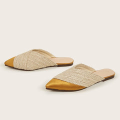 Marlene® | Hausschuhe aus gewebtem Satin in Gold
