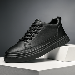 Schicke Lederschuhe in Schwarz