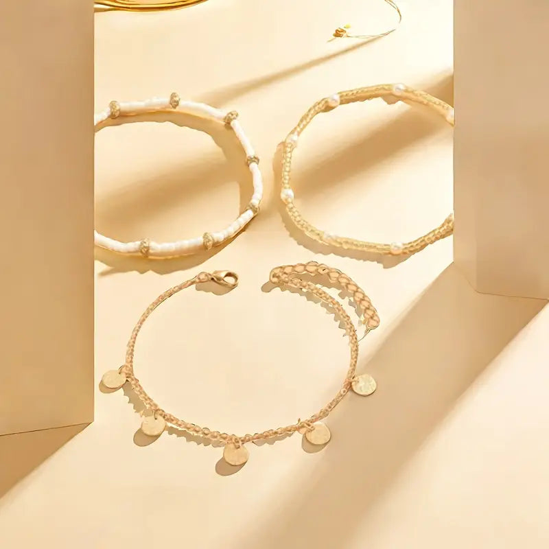 Naila - Goldene Fußkettchen-Träume