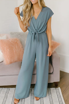 FashionStreet - Jumpsuit ohne Rücken, locker geschnitten in Baby Blau