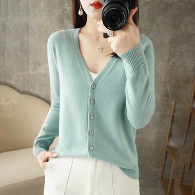 Damen Strickjacke mit V-Ausschnitt | Lässig