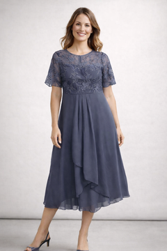 Beatrice | Zartes Spitzen Chiffon Midikleid in Grau