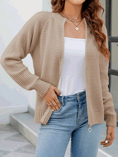 Bequeme Damenstrickjacke für den Alltag - Agatha in Khaki