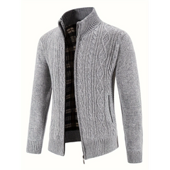 Bequeme Herrenstrickjacke für den Winter -Toni in Grau