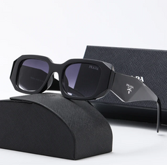 PRAD | VIRALE SONNEBRILLE in Zeitloses Schwarz