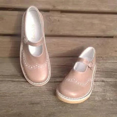 Zyphira – Langlebige und stylische Lederschuhe in Rosa