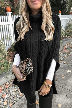 Colette - Rollkragen-Poncho - Zopfmuster in Schwarz