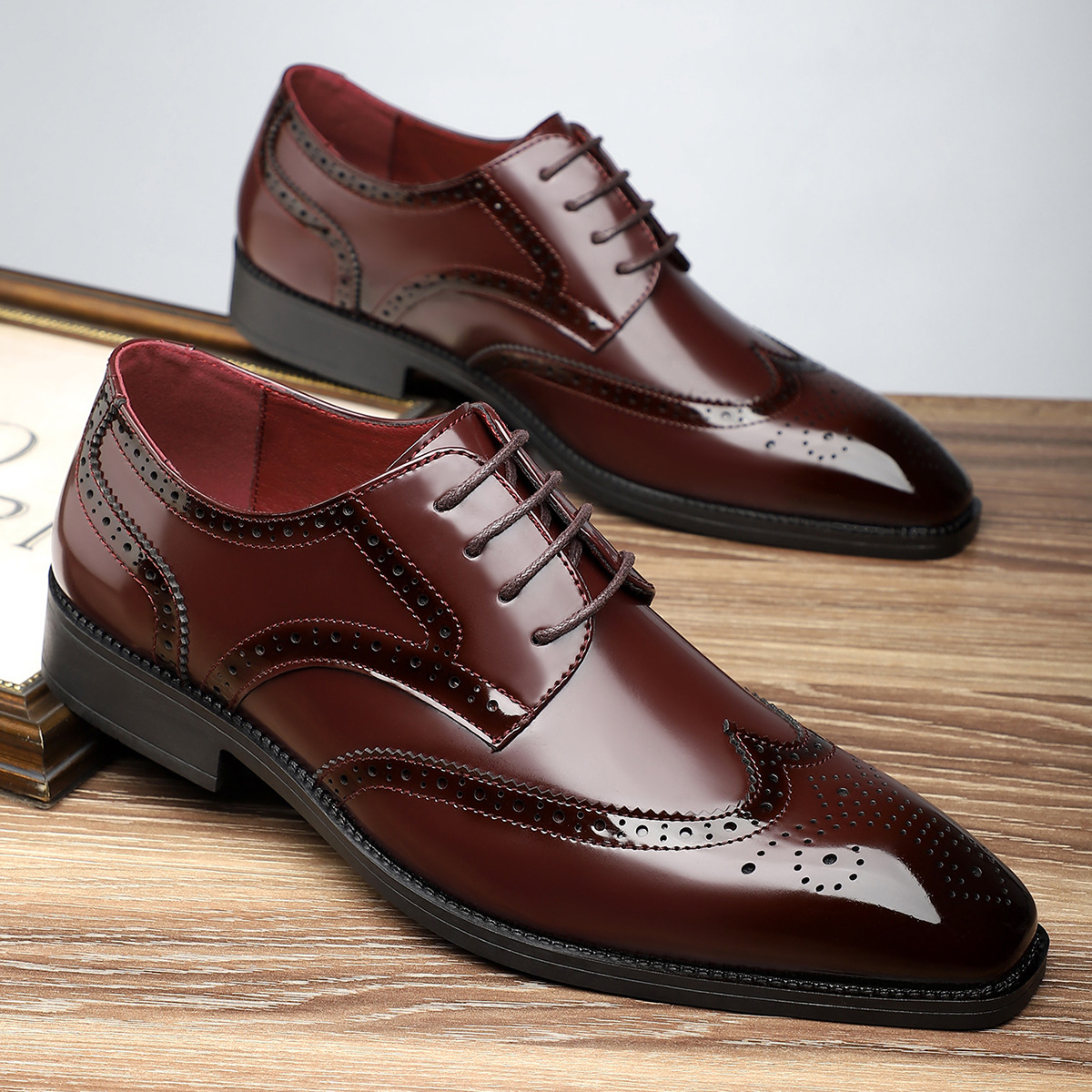 Matthias®️ - Brogue-Schuhe aus Leder