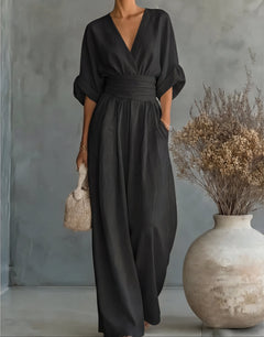 Xylora - Hochwertiger weitbeiniger Jumpsuit mit V-Ausschnitt in Schwarz