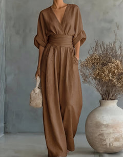 Xylora - Hochwertiger weitbeiniger Jumpsuit mit V-Ausschnitt in Braun