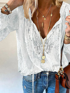 Shirley - Langärmlige Bluse mit Spitzendetails in Weiß