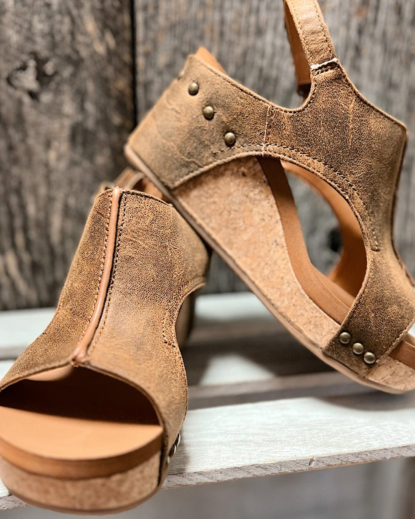 Keilabsatz Ledersandale für Damen