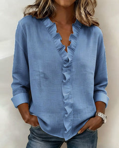 Lina | Zeitlose Damenbluse mit Volantdetails in Blau
