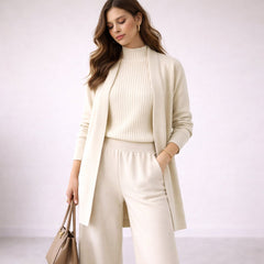 Emilia | Damen Dreiteiliges Strick-Loungewear-Set mit langem Cardigan in Weiß
