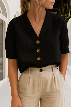 Marlene | Damen Kurzarm-Bluse mit Knopfleiste Reverskragen Relaxed Fit in Schwarz