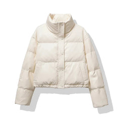 Damen Kurze Steppjacke mit Stehkragen Druckknopfleiste und Eingrifftaschen in Beige