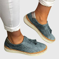 Damen Loafer mit Quaste auf dem Vorderblatt und Lochmuster an den Seiten in Blau