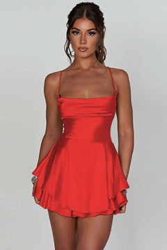 Amelie | Damen Satinoptik Rückenfreies Cocktailkleid Geraffter Taille Minirock in Red