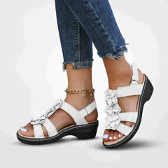 Monika - Damen Sommer Serie Blumen Plateau Sandalen in Weiß