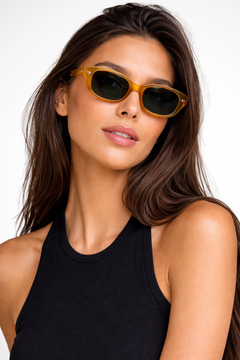 Damen Sonnenbrille mit Rechteckrahmen und abgeschrägten Ecken in Gelb