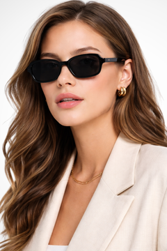 Damen Sonnenbrille mit Rechteckrahmen und abgeschrägten Ecken in Schwarz