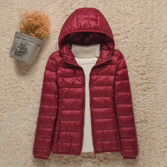 Elisabeth | Damen Steppjacke mit Kapuze ultraleichte Übergangsjacke in Bordeaux