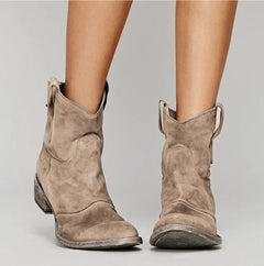 Charlotte | Damen Western Ankle Boots Wildleder Kniehohe Stiefel Flacher Absatz in Braun