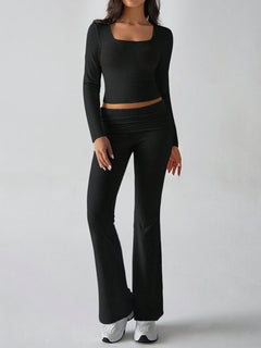 Damen Zweiteiliges Set mit Langarm-Crop-Top quadratischem Ausschnitt hohem Bund und Schlaghose in Schwarz