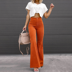 Persis - Glockenhosen mit Kurvenpassform in Orange