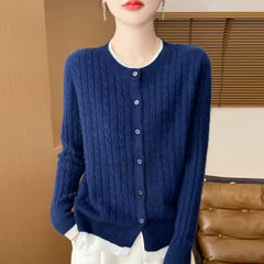 Sophia - Bequeme Strickjacke in Marineblau