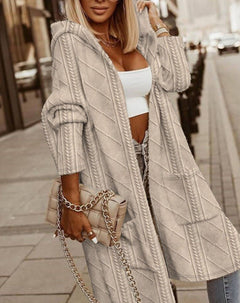 Marie - Lange Strickjacke mit Kapuze in Beige