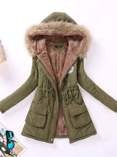Zephyra - Die kuscheligste und bequemste Jacke mit Fleece in Armeegrün