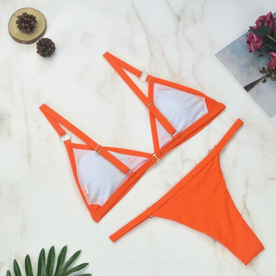 Thelma® | Zweiteiliger Bikini-Badeanzug mit goldenen Metallringen und dreieckigen Cups