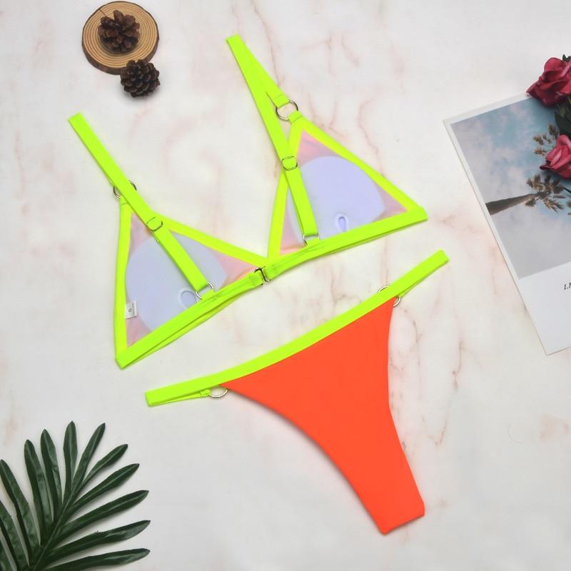 Thelma® | Zweiteiliger Bikini-Badeanzug mit goldenen Metallringen und dreieckigen Cups