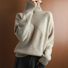Rauten-Rollkragenpullover – Raffinierte Wärme mit modernem Stil in Grau