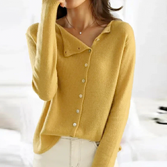 Clara - Lässiger Cardigan mit Knöpfen in Gelb