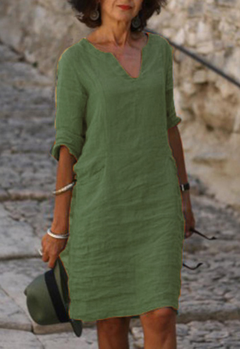 Elvy | Elegantes Kleid mit V-Ausschnitt in Grün