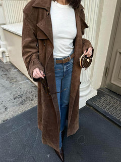 FELICIA™ | Veloursleder-Trenchcoat in Braun
