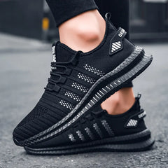 RALPHMATTEW - KATERPILLAR ORTHOPÄDISCHE TURNSCHUHE in SchwarzWeiß