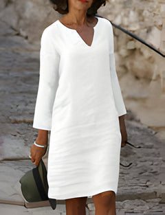 Yara | Modisches Sommerkleid in Weiß