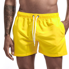 Atmungsaktive Herren-Badeshorts für den Sommer - Merlin in Gelb