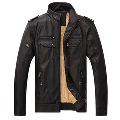 Luxuriöse klassische Fleece-Winterjacke - Wigand in Schwarz