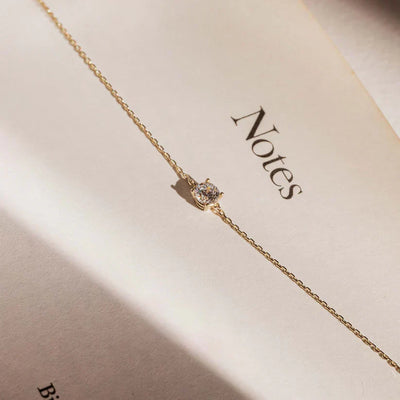 Cléa Gold Moissanite Stone Bracelet