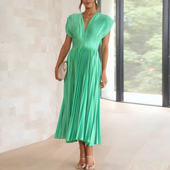 Amara Yazmin - Plisseekleid in Grün