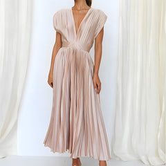 Amara Yazmin - Plisseekleid in Rosa