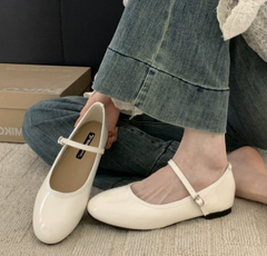 Ruby | Knöchelriemen Blockabsatz Absatzschuhe in Beige