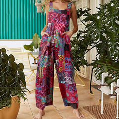 Mirela | Luftige Latzhose mit Blumenmuster in Lila
