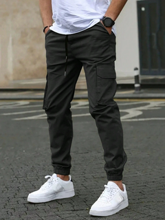 DAVIDE | HERREN CARGO JOGGERHOSE in Schwarz